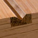 Detalle de la ranura V